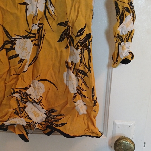 Floral Yellow Kimono Tunic - Picture 10 of 16